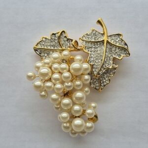 Vintage Faux Pearl Grape Cluster Brooch